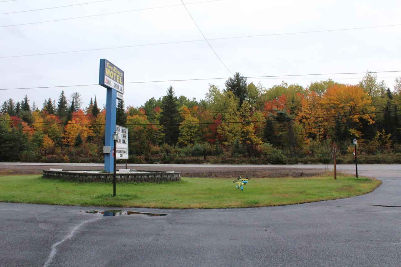 Two Rivers Motel Mattawa Exterior photo